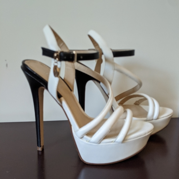 Women's Platform Heels size 7 - Picture 3 of 4